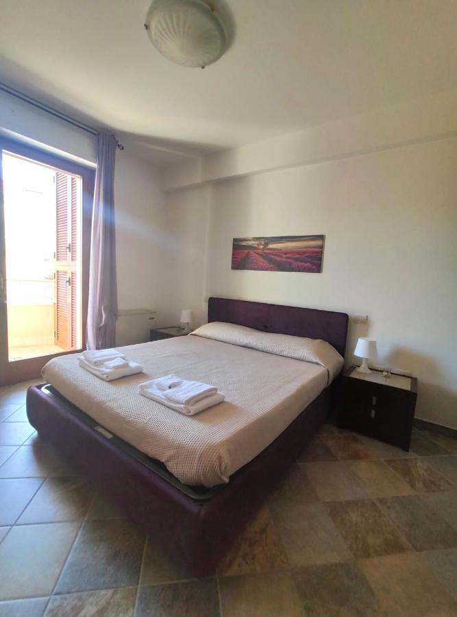 L'Isola Che Non C'E Apartment อาลเกโร ภายนอก รูปภาพ